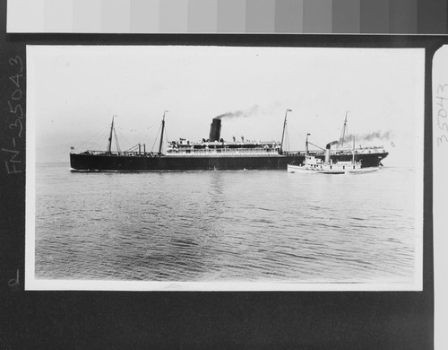 [Unidentified steamboat. San Francisco Bay.]