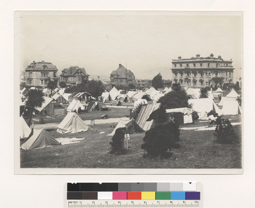Refugee's camp at Lafayette Square. (Washington St., Gough to Laguna.)