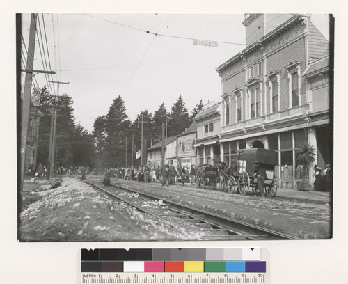 Page St. near Stanyan. "Bread line."