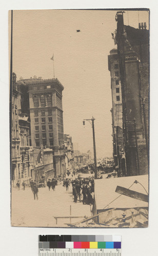 [Street scene looking down California St. from near Kearny.]