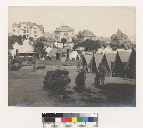 Laguna St., Clay to Washington. [Refugee camp, Lafayette Square.]