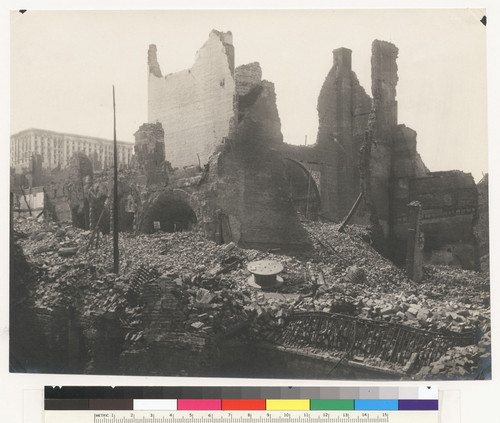 Bush St., Kearny to Grant. Calif. Hotel ruins. [California Hotel and Theatre. Fairmont Hotel, left.]