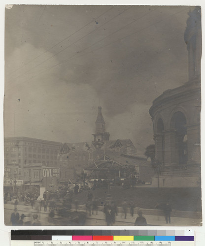 S.E. from old Hall of Records, McAllister opp. Leavenworth. Ruins of the Odd Fellows Building can be seen at the S.W. cor. 7th [Seventh] & Market St. Also the Grant Building S.E cor. 7th & Market. April 18th, 1906. [Photo from collection of Jesse B. Cook.]