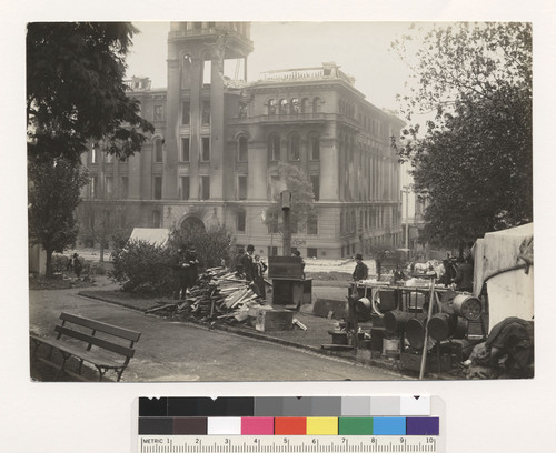 Hall of Justice from Portsmouth Square. [Refugee camp.]