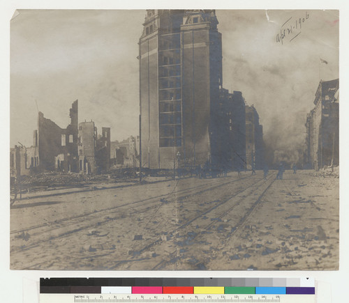 April 21, 1906. [Market Street in ruins. Mutual Savings Buildng, center.]