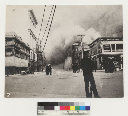 Market St. (1001 block.) [At Sixth St. Policeman (?) in foreground. No. 7.]