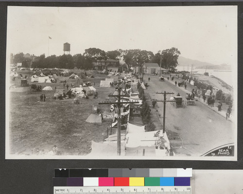 [Refugee camp. Unidentified location.]