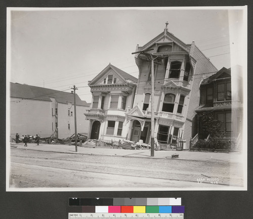 [Tilted houses. Howard St.]