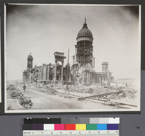 [City Hall.]