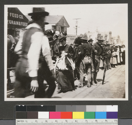 [Soldiers monitoring relief line. Unidentified location.]