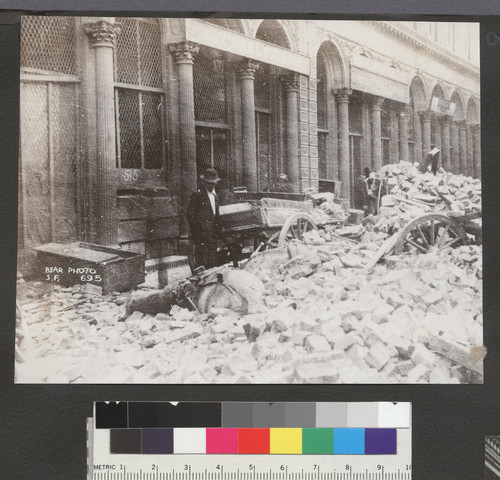 [Horses killed by falling rubble. Merchant St.]