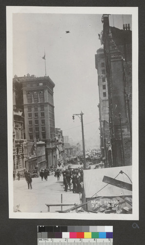 [View east along California St., from near Kearny.]