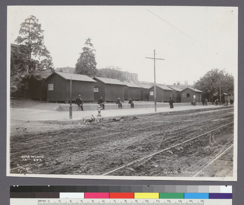 Camp 30, Portsmouth Sq. [Temporary cottages, Portsmouth Square.]