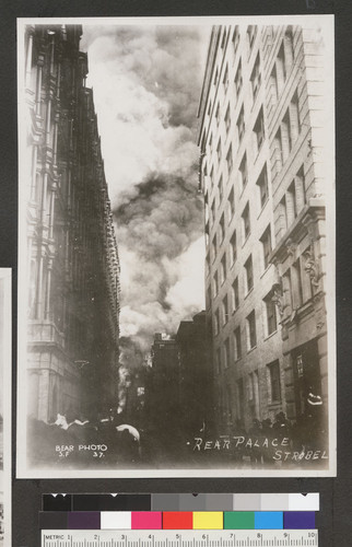 Rear Palace. [Palace Hotel, left; Annie St., center; Monadnock Building, right. During fire.]