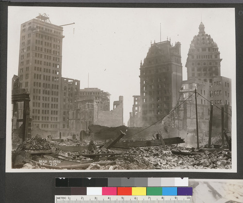 [Ruins, downtown. Mutual Savings building, right center; Call Building at Third and Market Sts., right.]