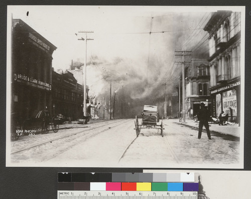 [Abandoned wagon in street. Howard St. west of Second.]