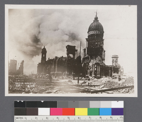 [City Hall. Looking north along Larkin St.?]
