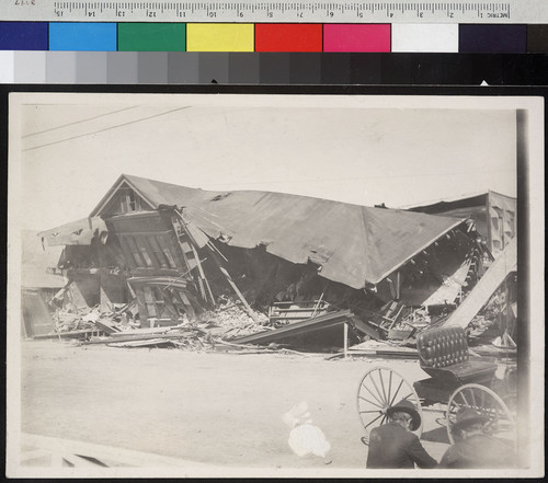 Willits. [Collapsed structure.]