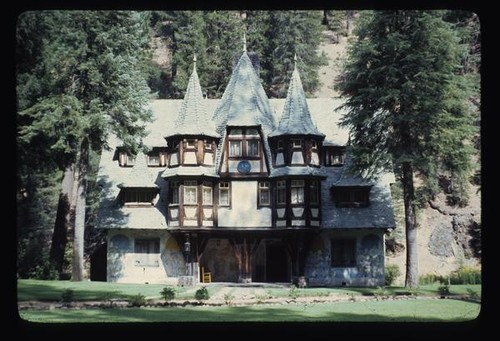 Wyntoon, Cinderella House, exterior, grounds, murals, Pogany