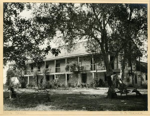 Adobe, Long Beach, California