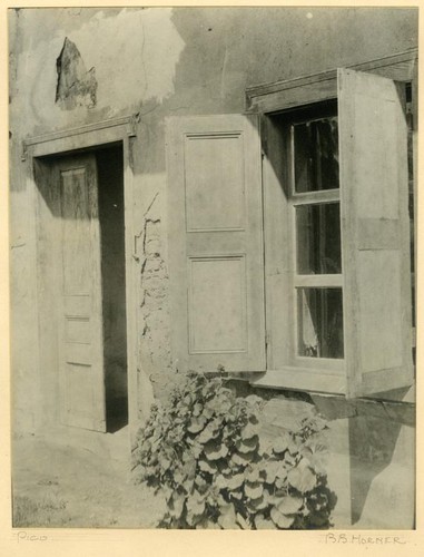 Adobe, Pico, California