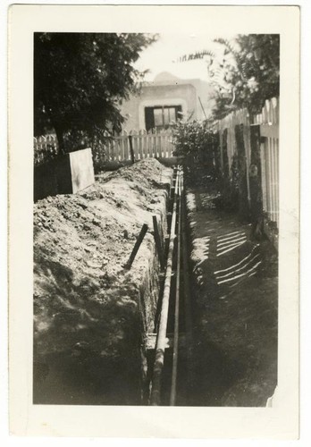 [Steam and hot water lines, Babicora Ranch, Chihuahua, Mexico] — Calisphere