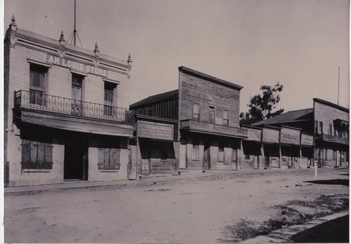 AH Louis Store c. 1900-1910 (800 Palm St.)