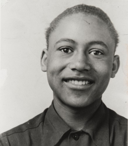 Bedford Pinkard in Wilson Junior High School, Oxnard : 1945 ; a resident of Ventura County since 1942, Bedford Pinkard was installed as the first African-American elected to the Oxnard City Council in November 1992