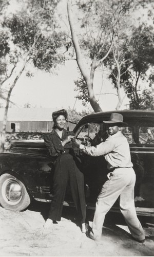 Estar and Roosevelt Campbell, Guadalupe Park : 1946