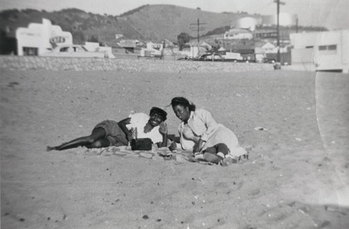 Lottie Carter, Gean Rolland : Avila Beach, 1950s