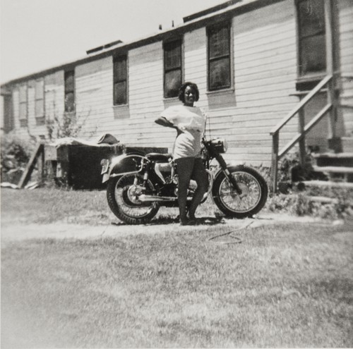 Mary Wilson, Airport Circle : 1961