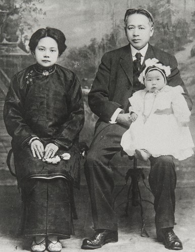 Yong Kay Family, employee of Thomas Bard : 1912