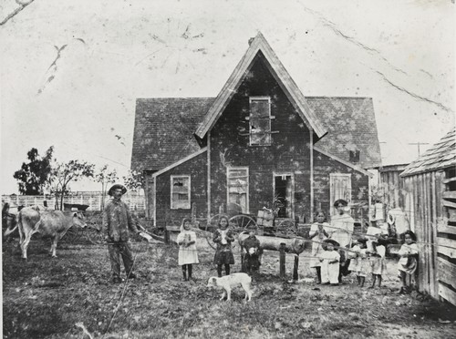 Family dairy farm, Santa Barbara near Cabrillo and Milpas : circa 1920