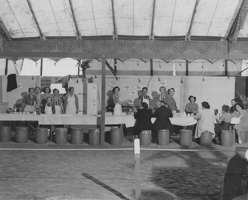 Minerva Club snack stand at the Santa Barbara County Fair, 1946