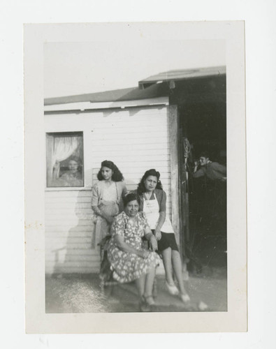 Valentina Jimenez with her children, Los Nietos, California