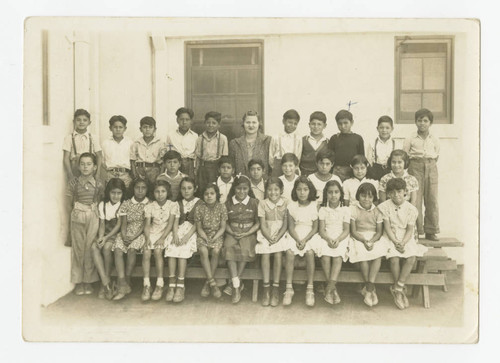 School picture from Los Nietos Grade School, Los Nietos, California