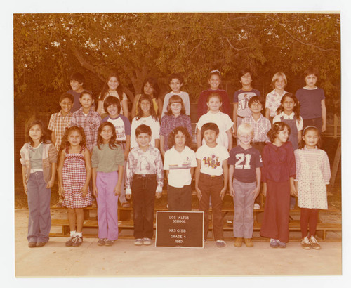 Fourth grade class photo of Los Altos School, Whittier, California