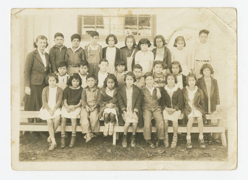 School picture from Los Nietos Grade School, Los Nietos, California