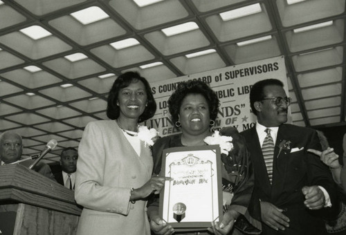 Johnnie Cochran and Others at African American Living Legends Program