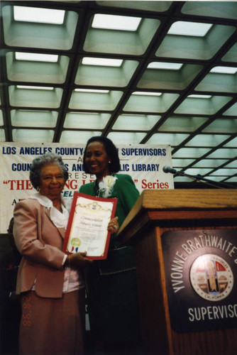 Yvonne Brathwaite Burke Presents Award to Margaret Williams