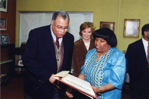 James Earl Jones with Librarians at African American Living Legends Series Program