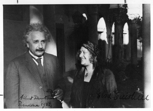 Einstein and wife at Caltech Athenaeum 1932