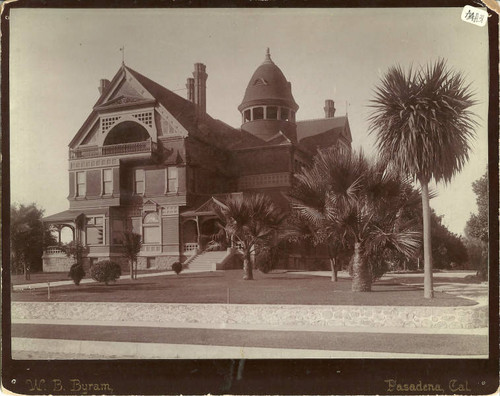 The H.H. Markham Residence 703 S. Pasadena Ave