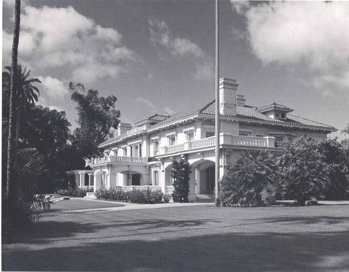 Wrigley Mansion