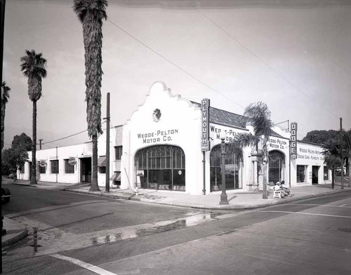 Wedge-Pelton Dodge Dealership