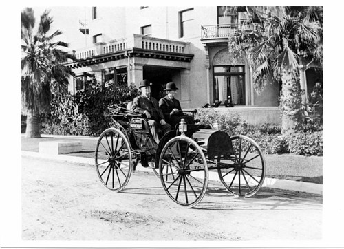 Columbus Motor Buggy at Hotel Green