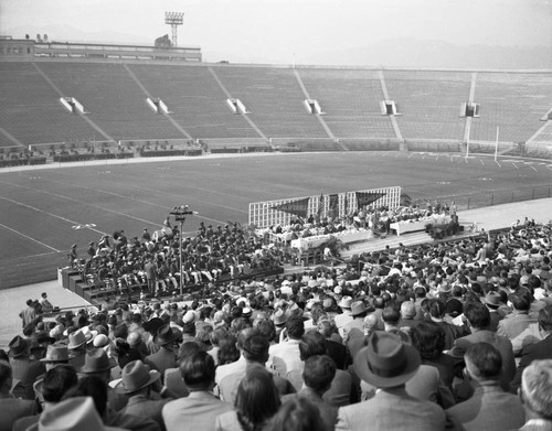 Kiwanis Club at the Rose Bowl (2)