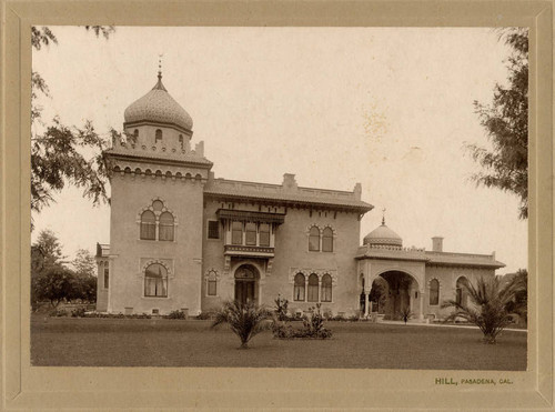 Fenyes First House