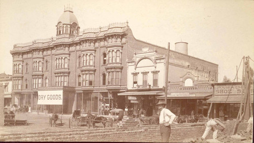 The Exchange Block at Colorado and Fair Oaks