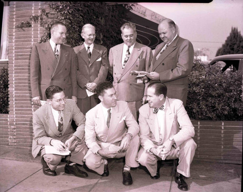 Pasadena Chamber of Commerce. Parking meters; Lamanda Park group